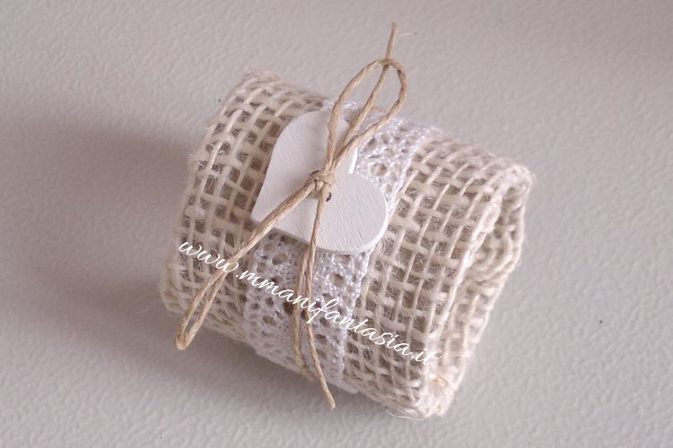 Porta rotolo carta igienica stile shabby con i fiori in stoffa